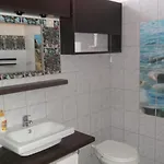 Vali 3*